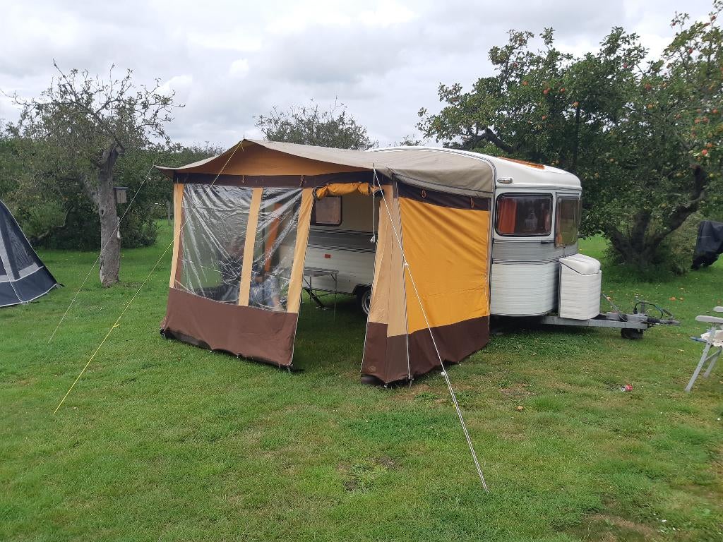 Caravan Constructam Coral 1, Caravans en Kamperen, Overige merken, Dwarsbed, Treinzit, Tot en met 3