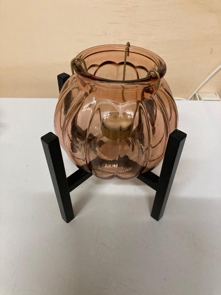 waxinelichthouder in zwart metalen standaard, Overige materialen, Overige kleuren, Ophalen of Verzenden, Zo goed als nieuw