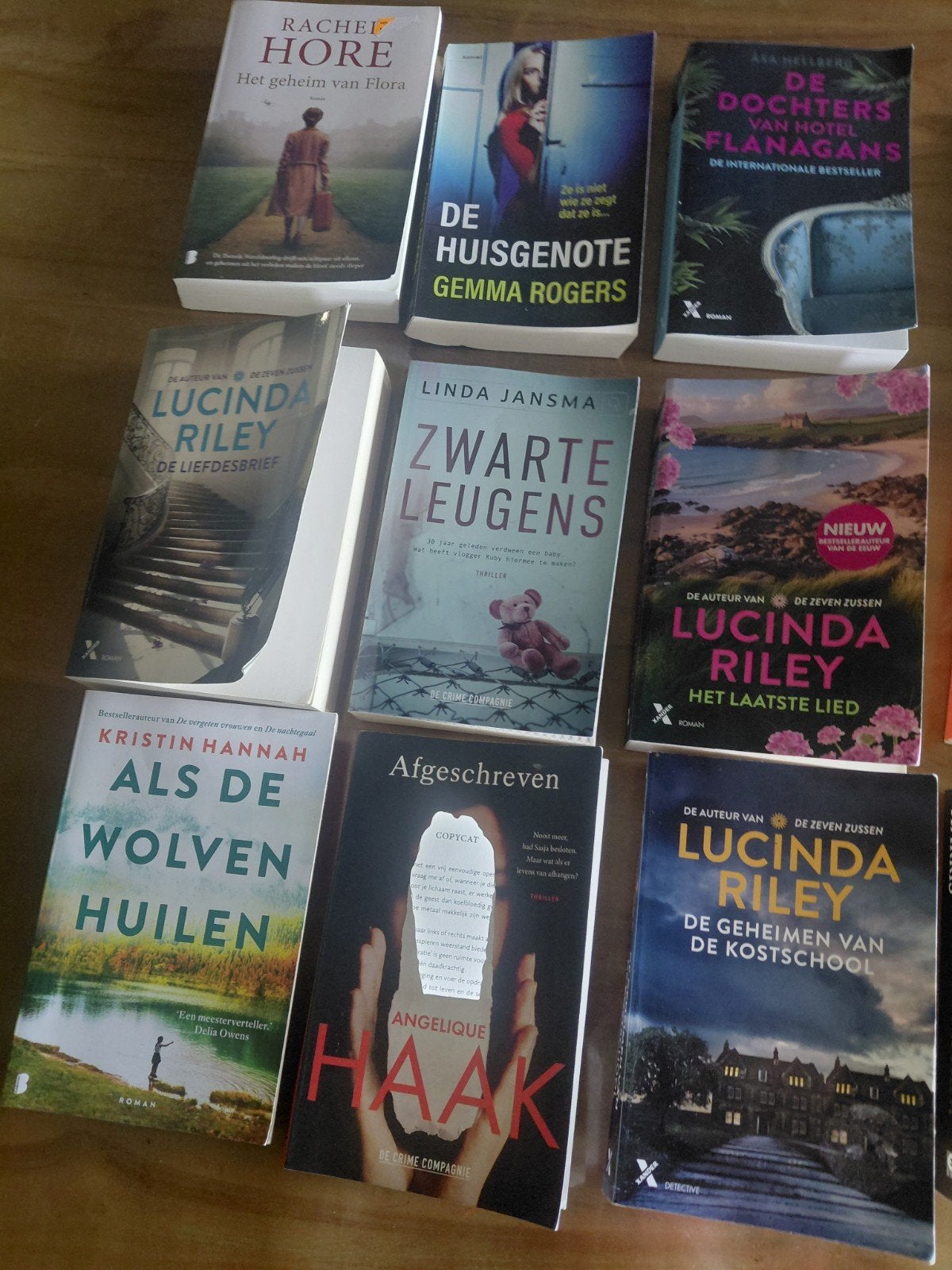 18 boeken op te halen in oirlo (alles in een koop), Ophalen, Zo goed als nieuw, Rachel Hore