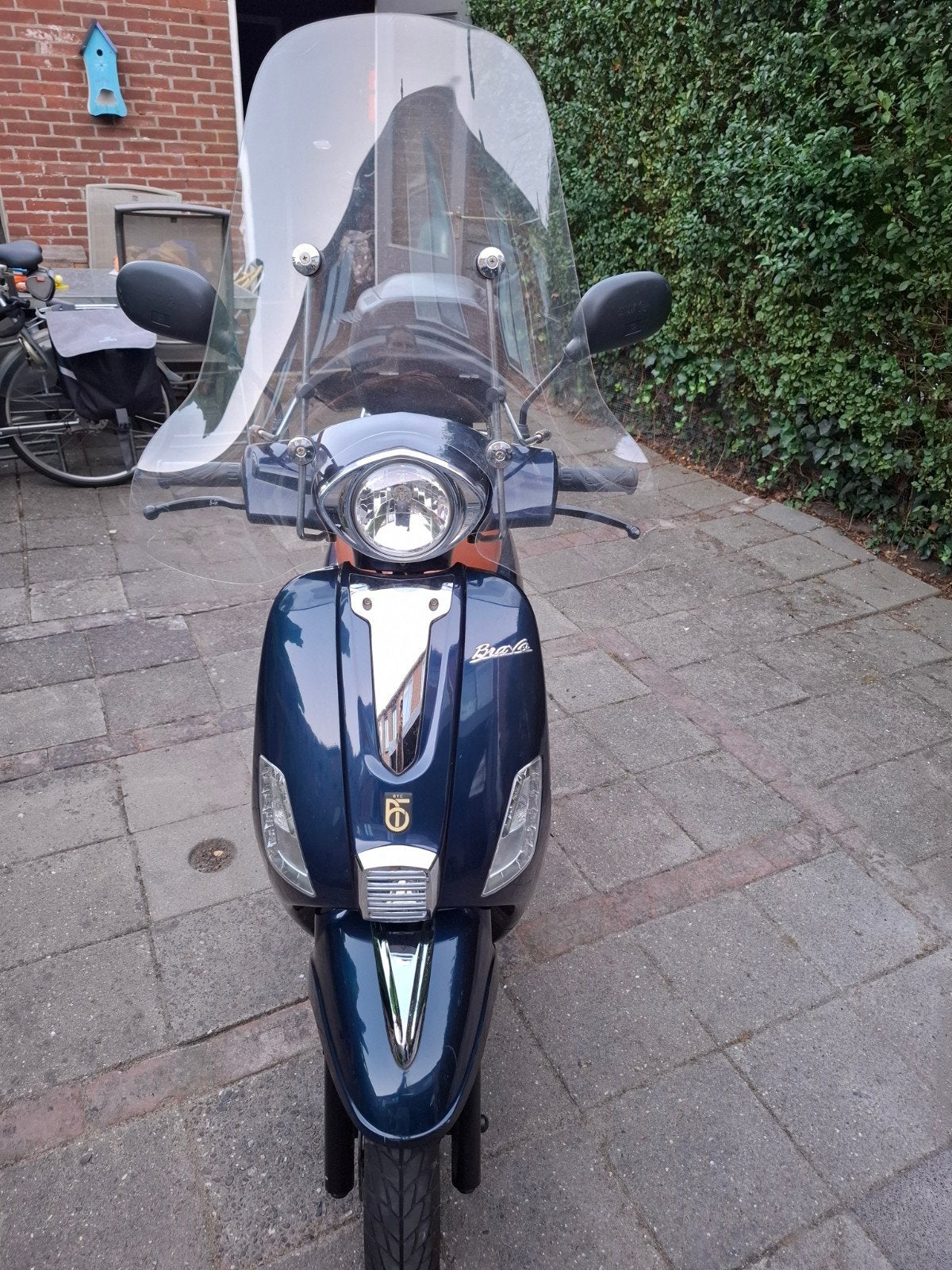 IVA Lux 50 scooter met topkoffer en windscherm, Fietsen en Brommers, Snorfietsen en Snorscooters, Overige merken, Gebruikt, Ophalen of Verzenden
