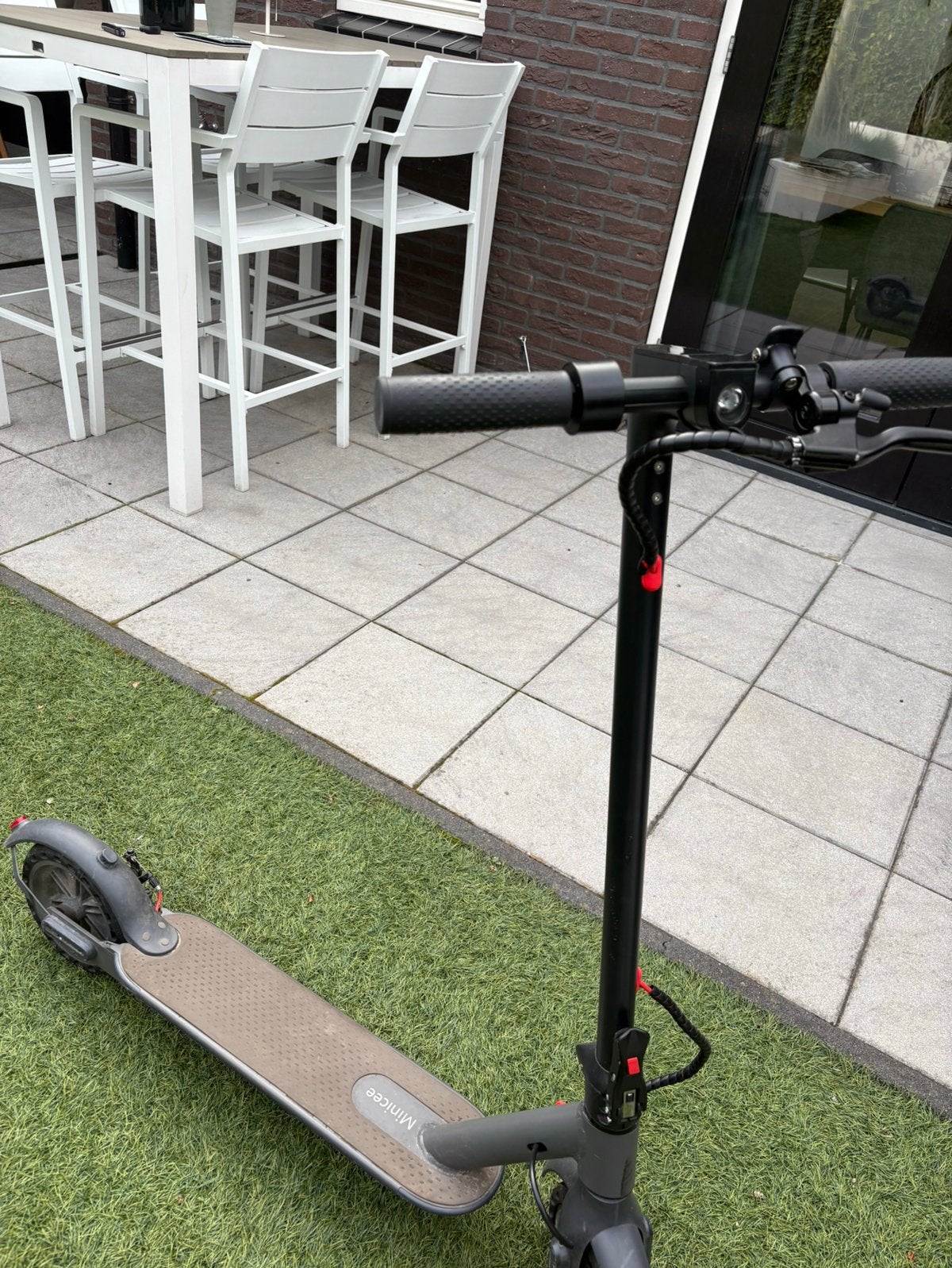 Elektrische step, Fietsen en Brommers, Ophalen of Verzenden, Zo goed als nieuw, Elektrische step (E-scooter)