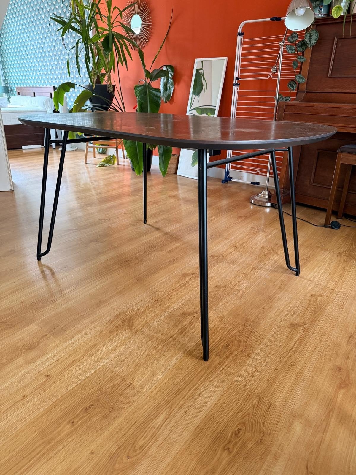 Milian uitschuifbare eettafel - Essenfineer & Staal, Huis en Inrichting, Tafels | Eettafels, Ophalen, Gebruikt, 200 cm of meer