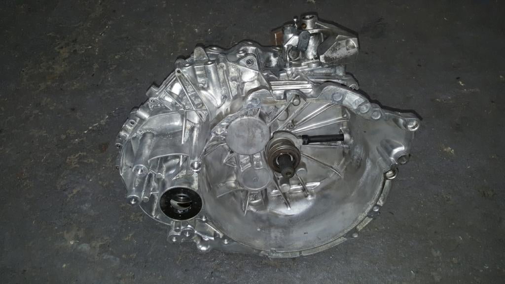 Versnellingsbak Volvo V40 2.0 D4 6 bak 2015, Ophalen of Verzenden
