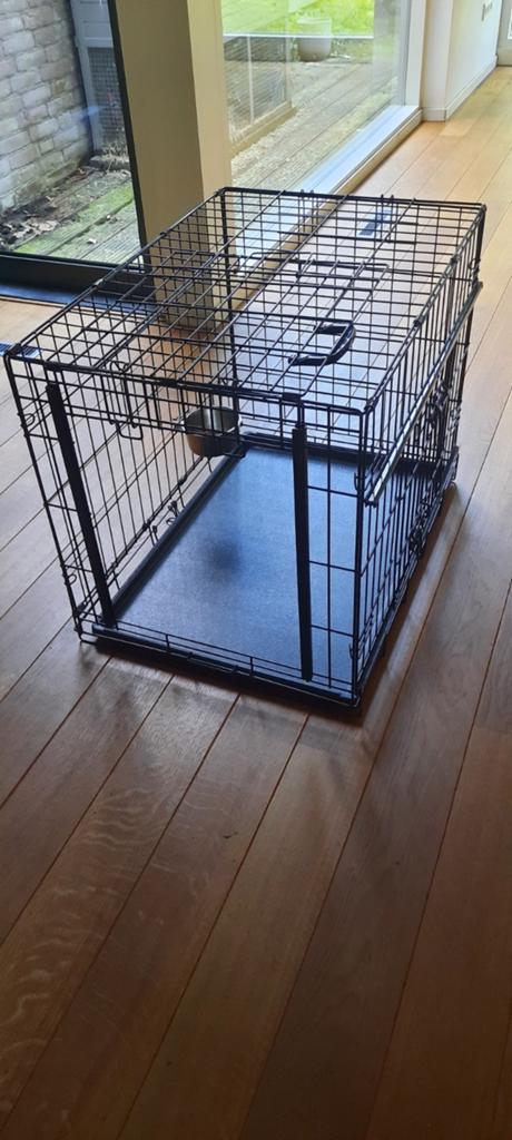 Adori hondenbench zwart schuifdeuren (76 x 53 x 61 cm), Ophalen, 75 tot 110 cm, Minder dan 65 cm