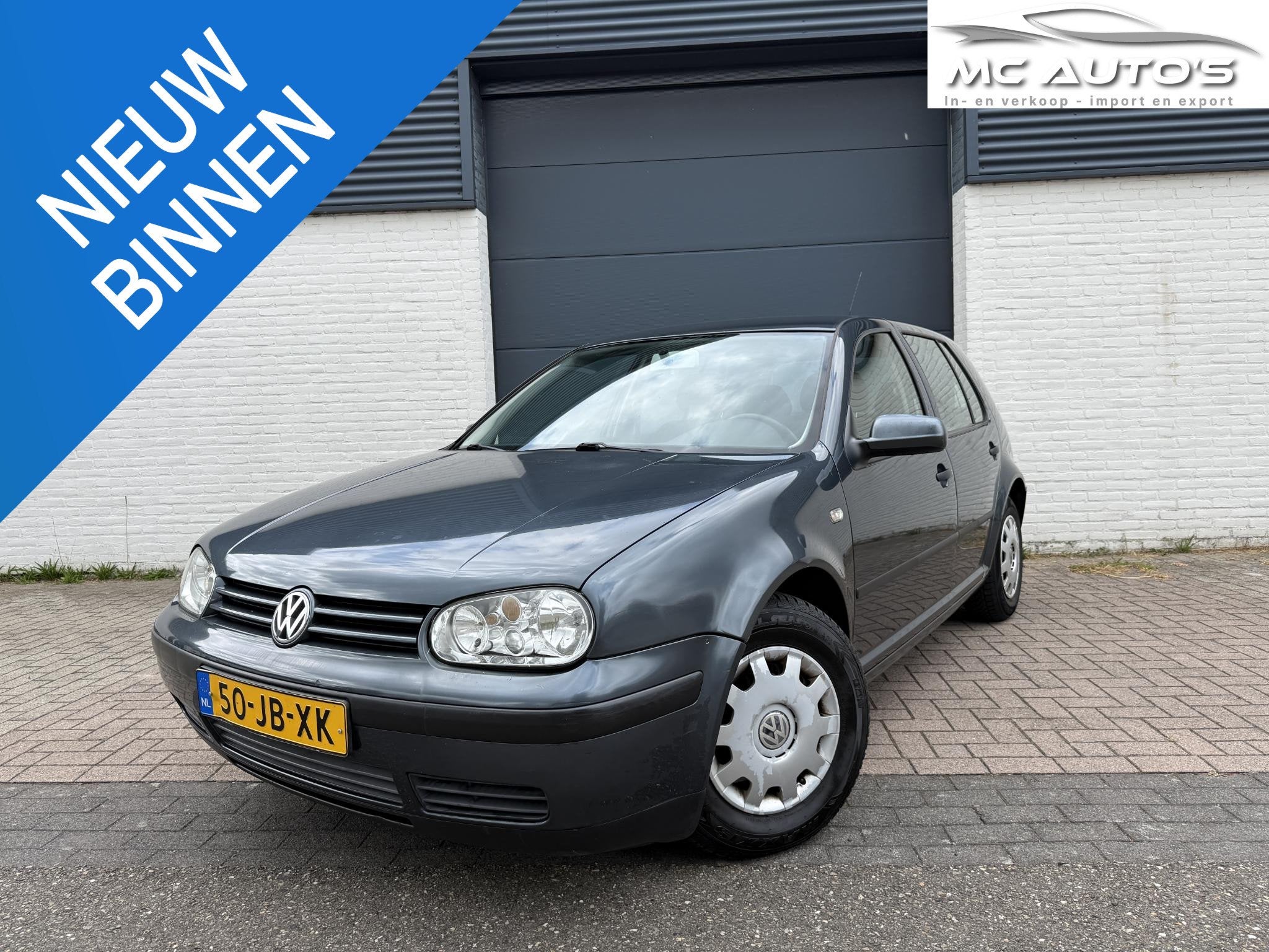 Volkswagen Golf 1.6 Comfortline Automaat | Nieuwe APK, Auto's, Volkswagen, Gebruikt, Zwart, 4 cilinders, Met garantie (alle)