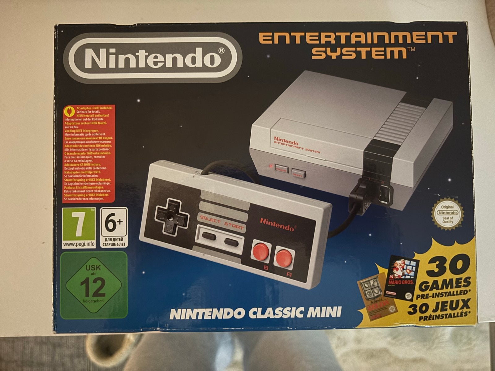 Nintendo Classic Mini: Entertainment System (NES), Ophalen of Verzenden, Zo goed als nieuw, Met 1 controller, Met games
