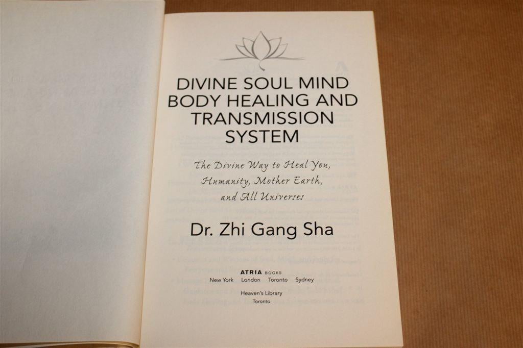 Divine Soul Mind Body — Healing Systeem + DVDs Special Ed., Boeken, Ophalen of Verzenden, Gelezen, Overige onderwerpen, Achtergrond en Informatie