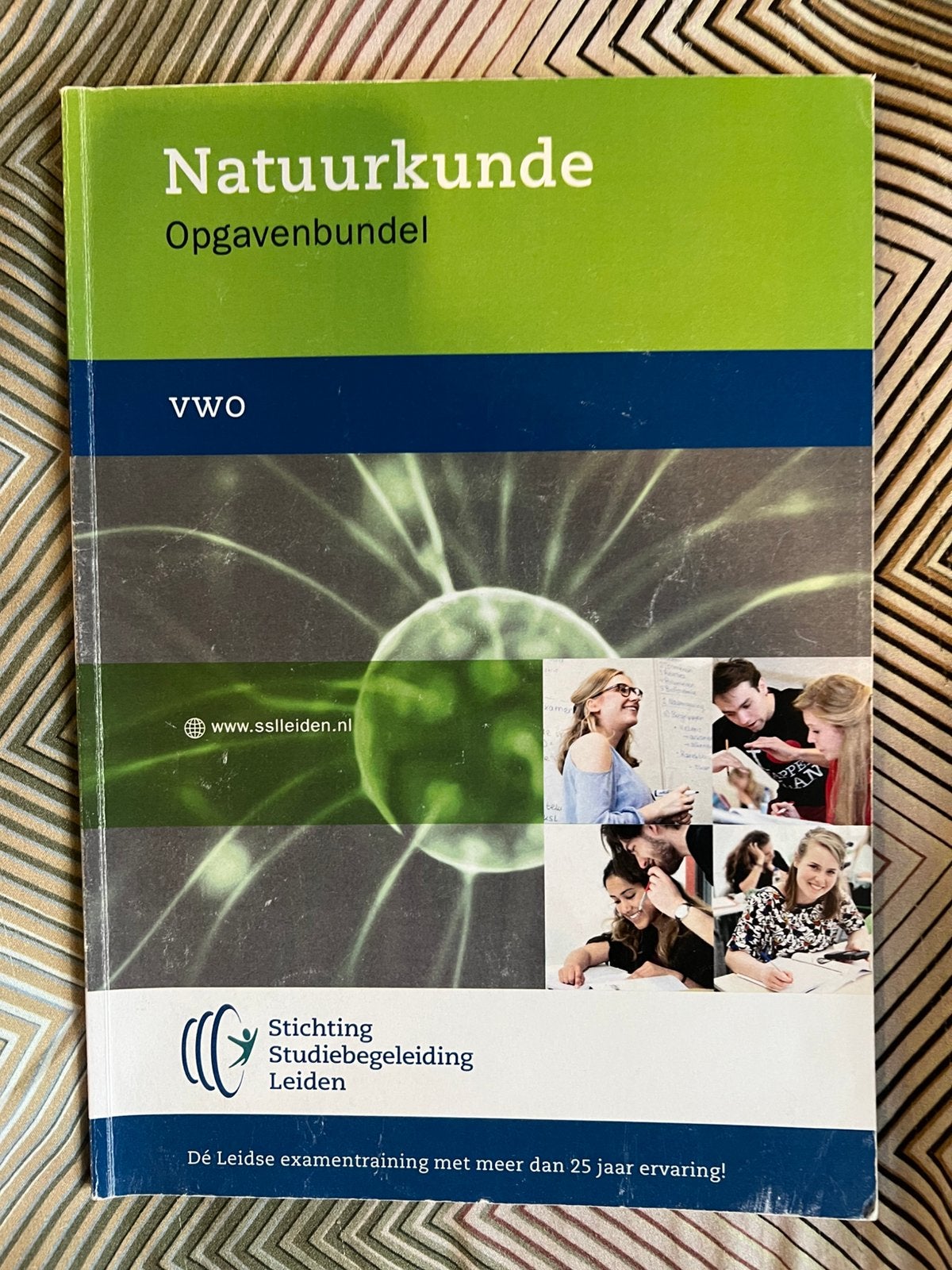 Natuurkunde opgavebundel VWO eindexamem, Boeken, Ophalen, Beta, Zo goed als nieuw, Overige niveaus