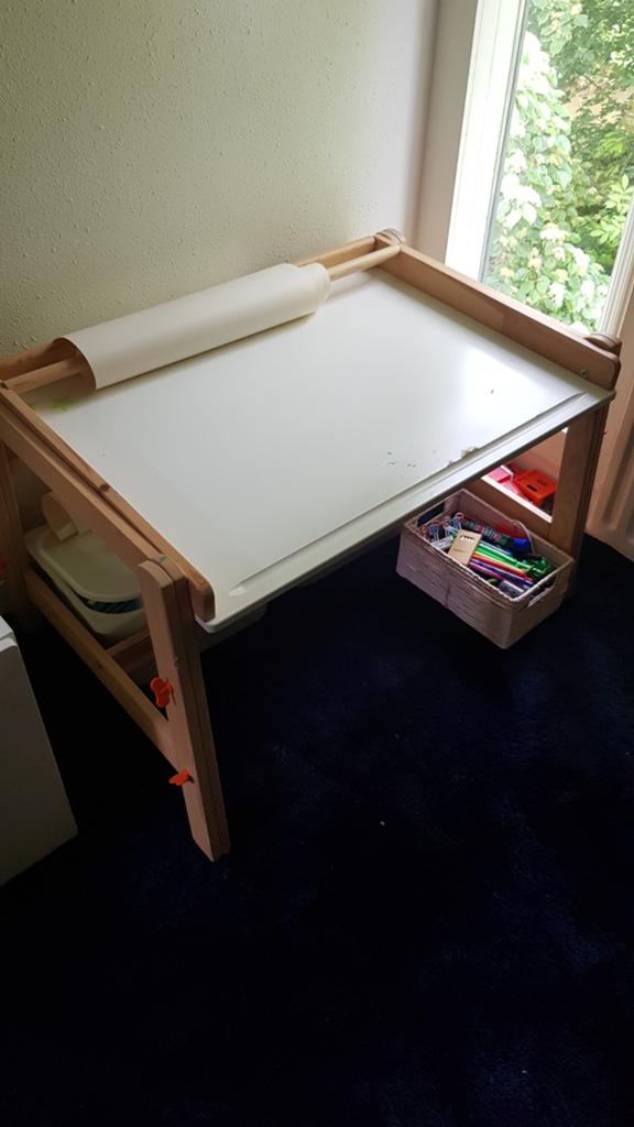 Houten tekentafel / bureau met papierrol voor kinderen, Ophalen, Gebruikt, Knutselen