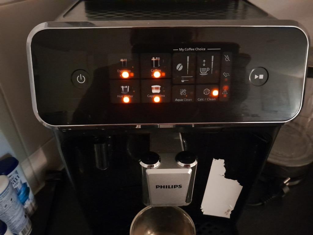 Zo goed als nieuwe bonenkoffiemachine - 4 maanden oud, Ophalen of Verzenden, Zo goed als nieuw, Koffiemachine, Koffiebonen