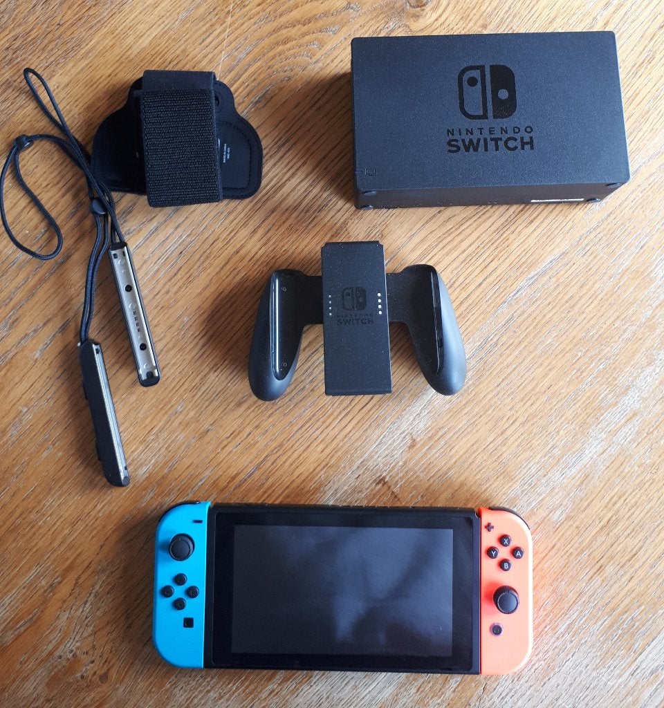 Nintendo Switch + Mario Party Jamboree, Ophalen, Met games, Met 2 controllers, Zo goed als nieuw