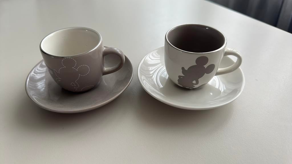 Originele Mickey Mouse Ombre set - 2010, Ophalen of Verzenden, Zo goed als nieuw, Porselein, Kop en/of schotel