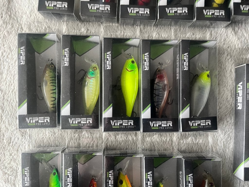 adv 914 / NIEUW mixset 20 pluggen VIPER, Watersport en Boten, Hengelsport | Roofvissen, Ophalen of Verzenden, Nieuw, Overige typen