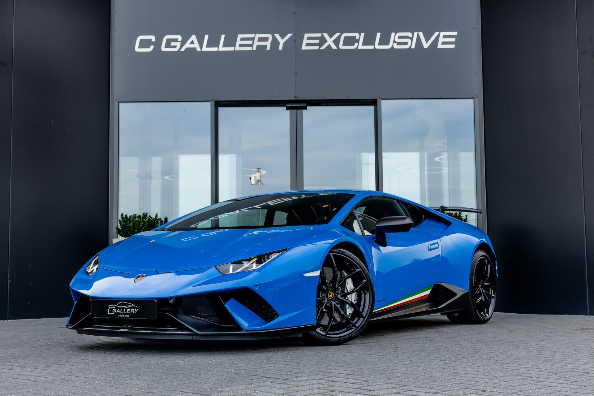 Lamborghini Huracan 5.2 V10 Performante - Lift | Forged | AL, Auto's, Automaat, Dealer onderhouden, Gebruikt, Zwart