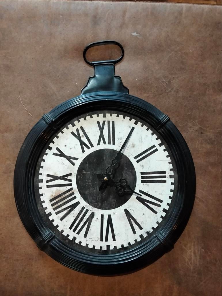 Mooie brocante grote klok., Huis en Inrichting, Woonaccessoires | Klokken, ., Ophalen of Verzenden, ., Analoog