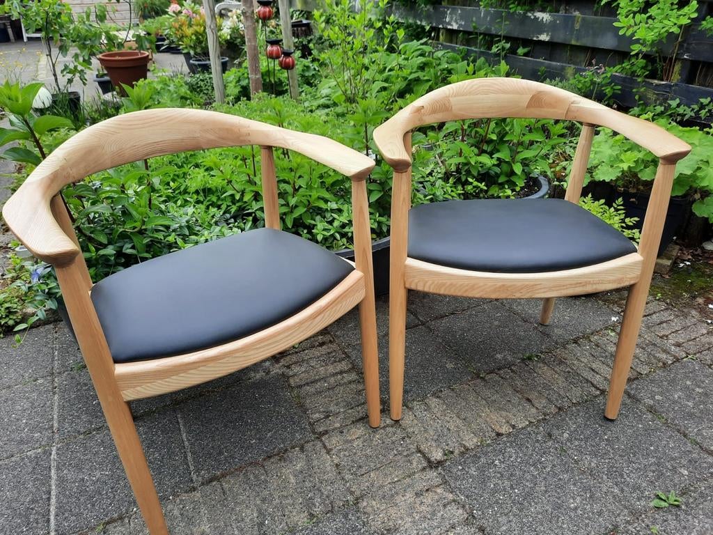 NIEUWE HANS J. WEGNER (STIJL) STOELEN - TWEE STUKS, Huis en Inrichting, Stoelen, Nieuw, Twee, Ophalen