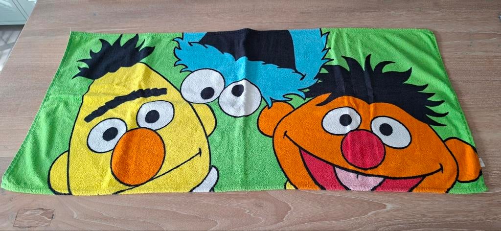 Bert en Ernie handdoek nieuw., Ophalen of Verzenden, Nieuw