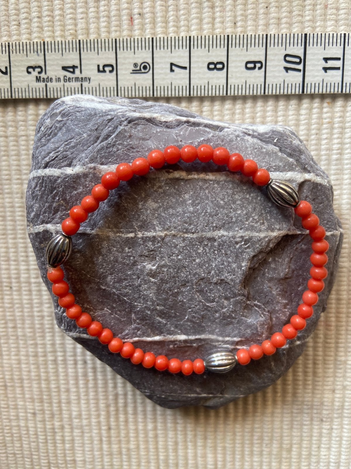 Armband bloedkoraal antiek, Ophalen of Verzenden, Zo goed als nieuw, Rood