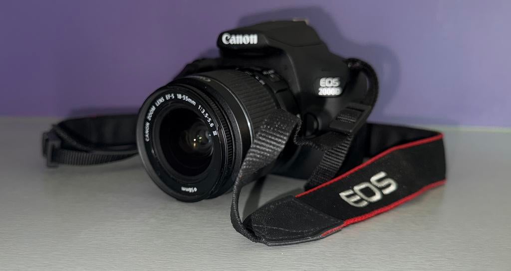 Canon EOS 2000D - Spiegelreflexcamera, Ophalen, Zo goed als nieuw, Canon