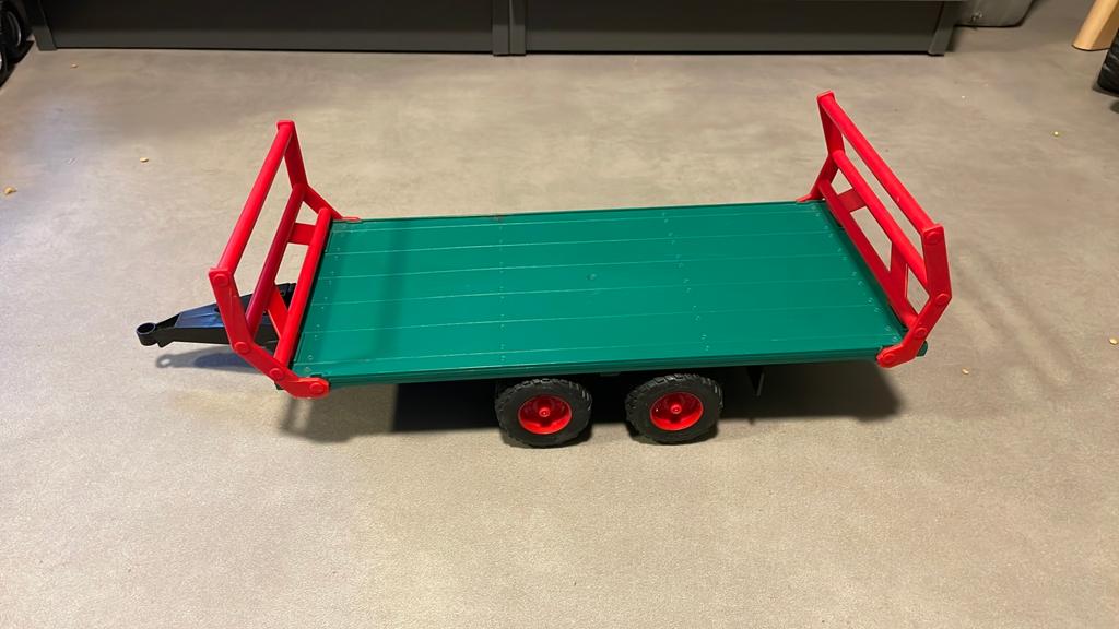Bruder ronde balenwagen, Ophalen of Verzenden, Zo goed als nieuw
