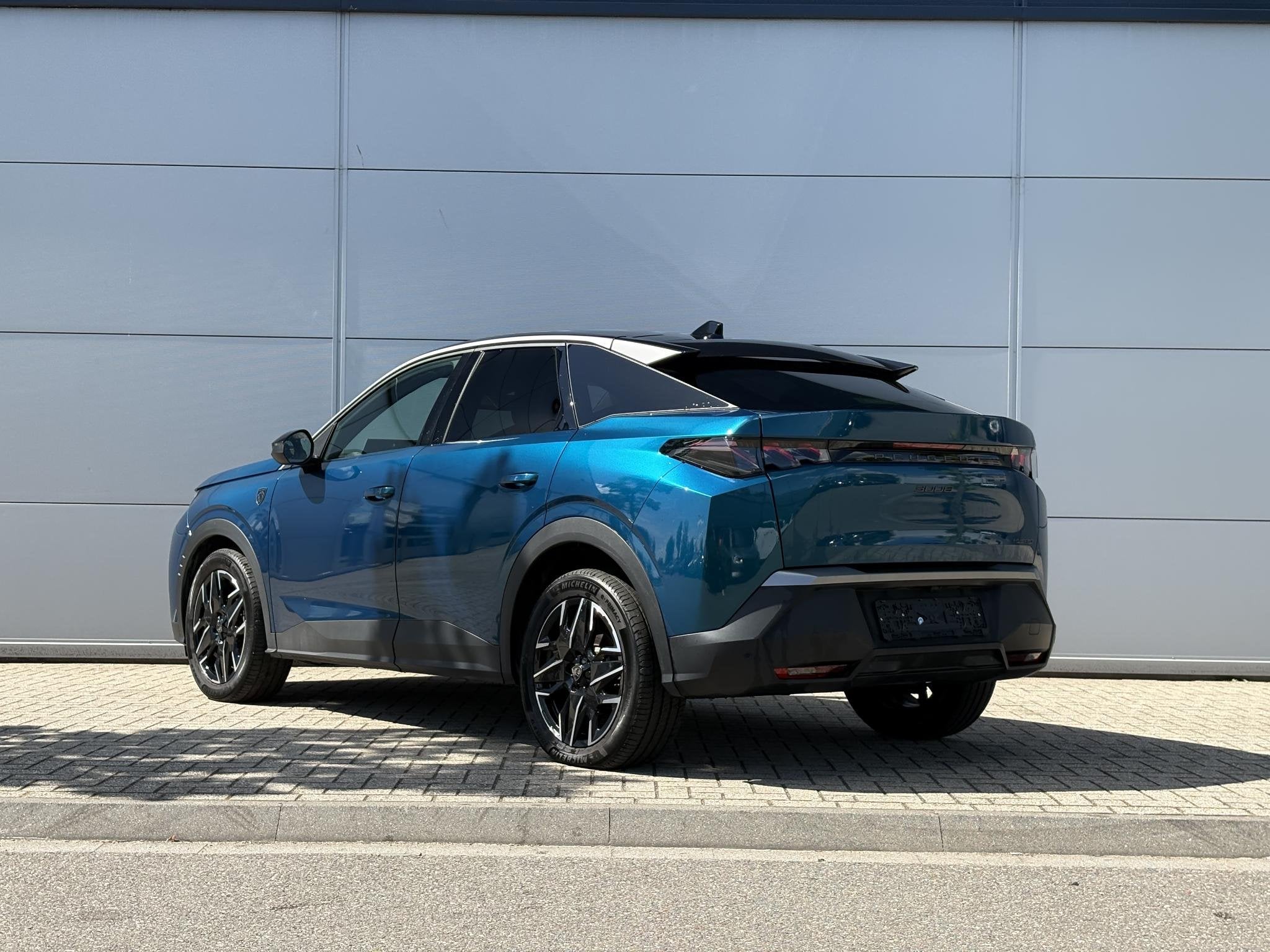 Peugeot 3008 1.2 Hybrid 136 GT | Camera | Adaptieve cruise c, Auto's, Peugeot, Gebruikt, Euro 6, 1199 cc, Blauw