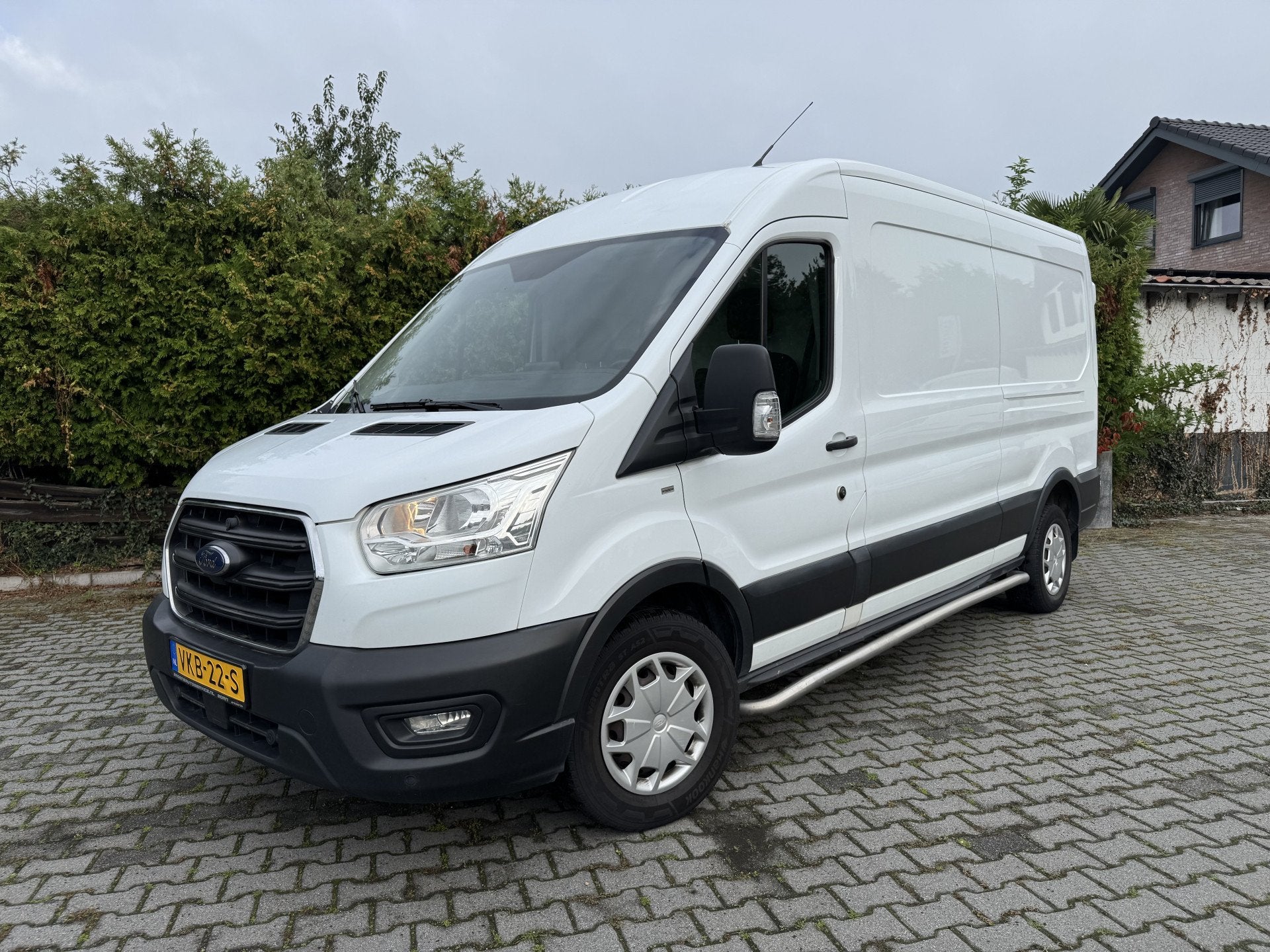 Ford Transit 350 2.0 TDCI L3H2 Trend 130pk Airco, PDC v+a, T, Auto's, Voorwielaandrijving, Euro 6, 4 cilinders, Wit