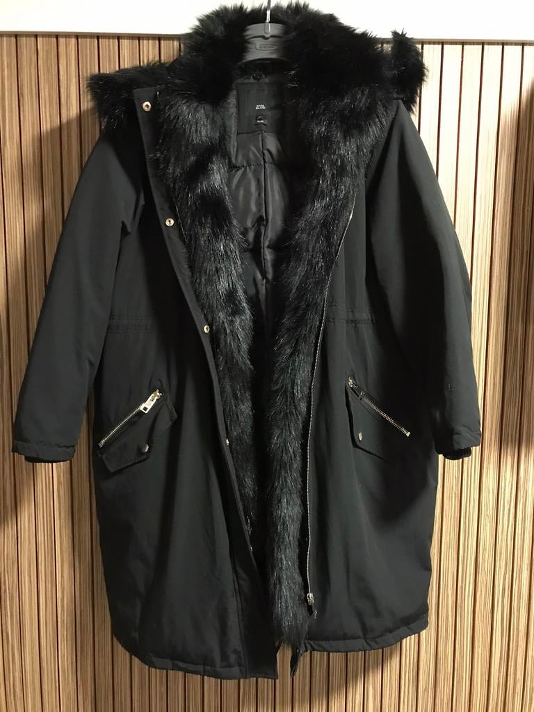 River Island dikke winter jas capuchon fake fur zwart 50/52, Ophalen of Verzenden, Zo goed als nieuw, Jasje of Colbert, River Island