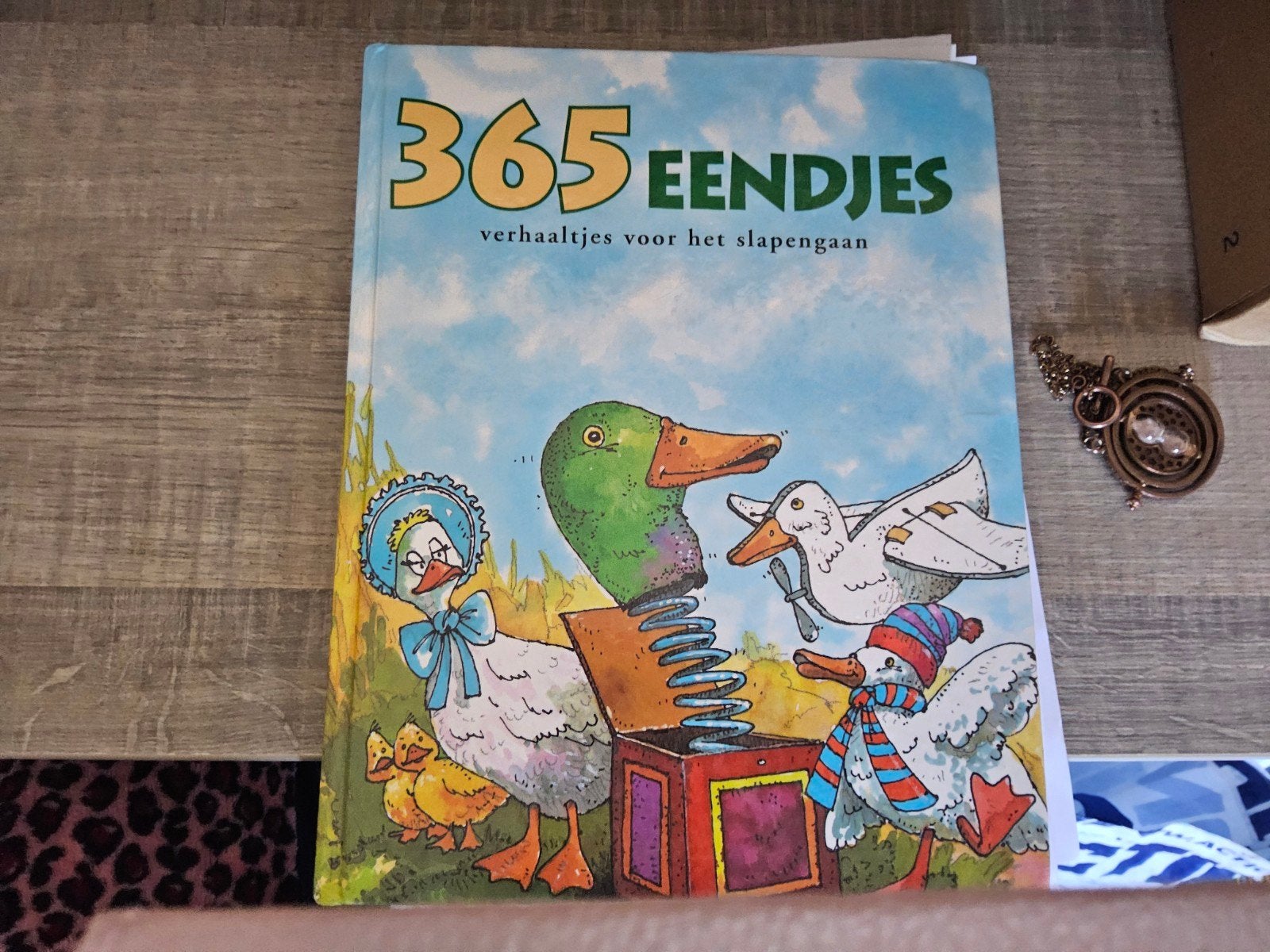365 eendjes, verhaaltjes voor het slapengaan., Boeken, Ophalen of Verzenden, Zo goed als nieuw