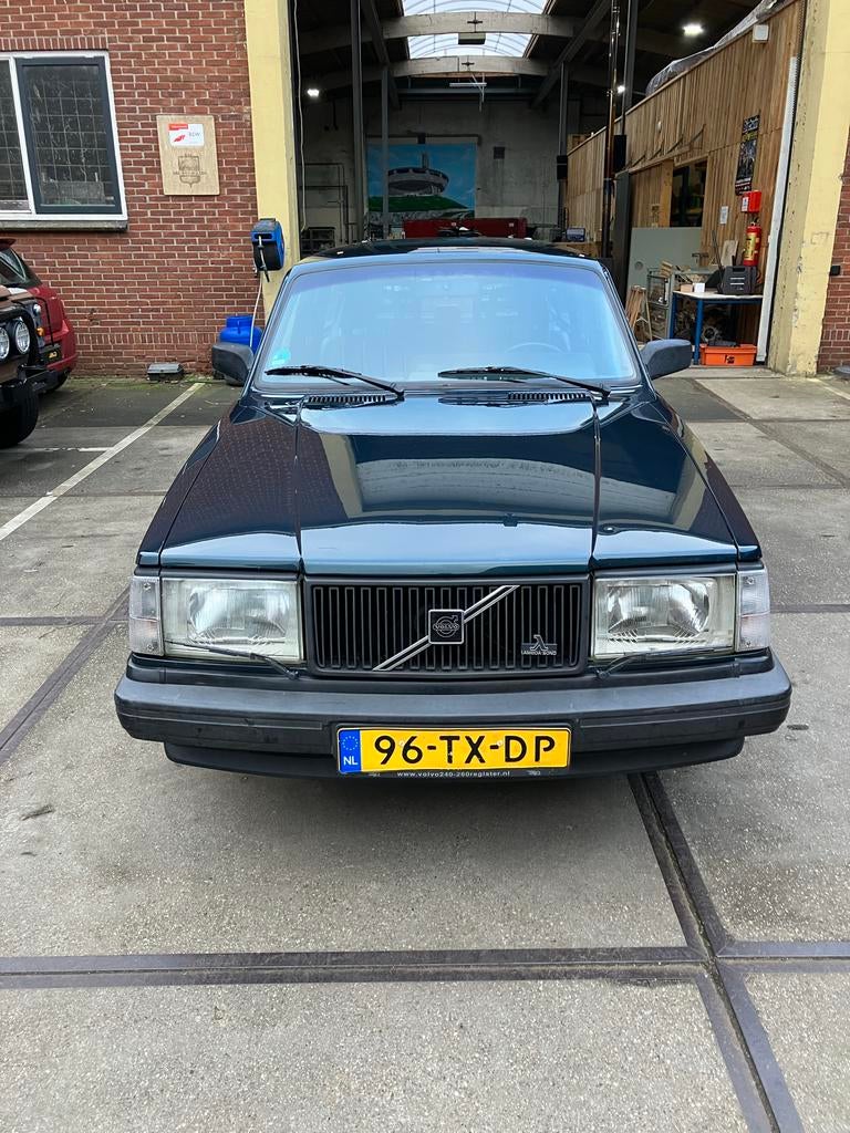Volvo 240 2.0 Polar U9 1991 Groen LPG, 662 kg, Achterwielaandrijving, Zwart, 4 cilinders