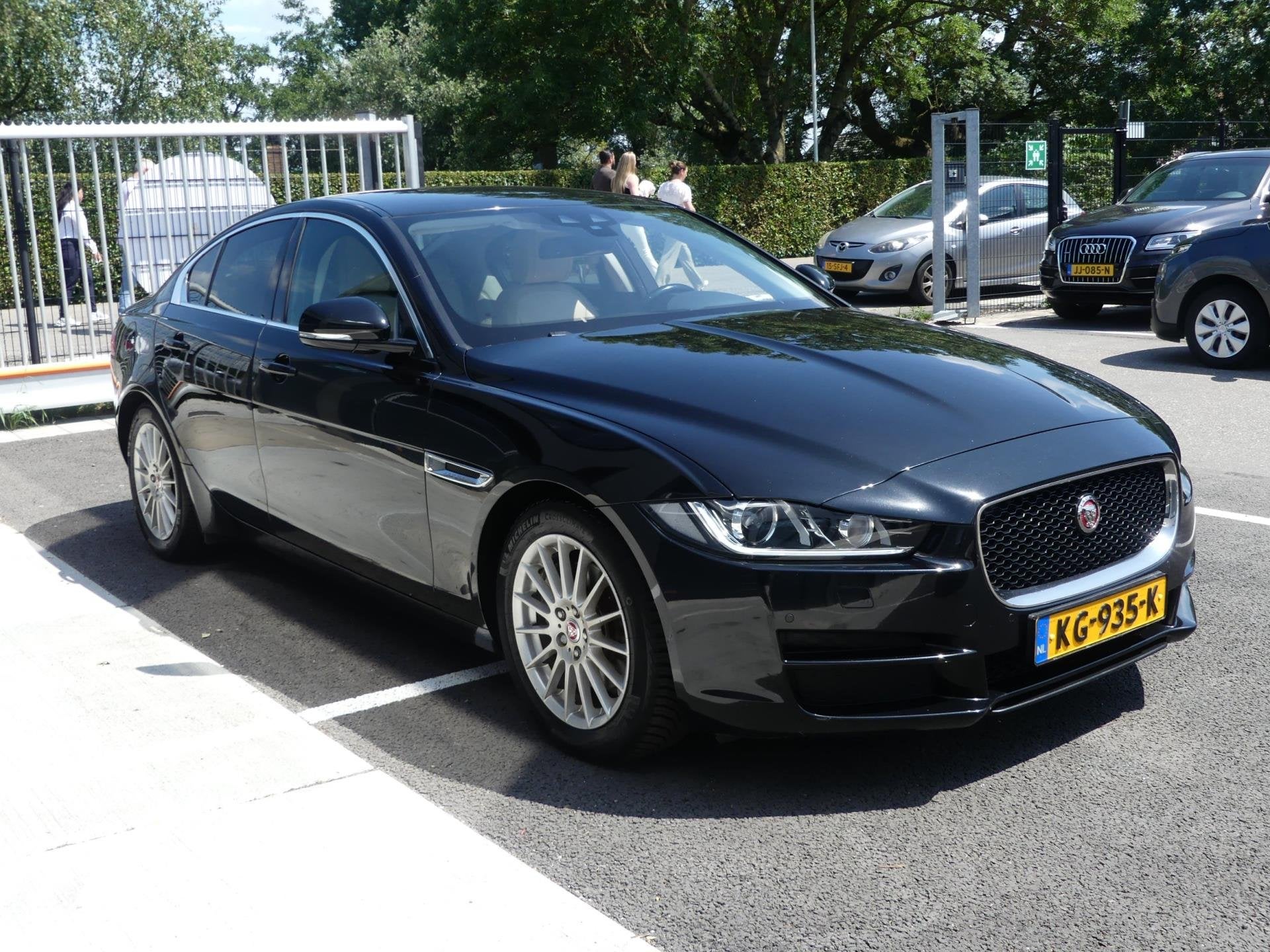 Jaguar XE / XF 2.0 D Portfolio AUTOMAAT Leer Navi LMV PDC Ca, Auto's, Automaat, Dealer onderhouden, Achterwielaandrijving, 4 cilinders