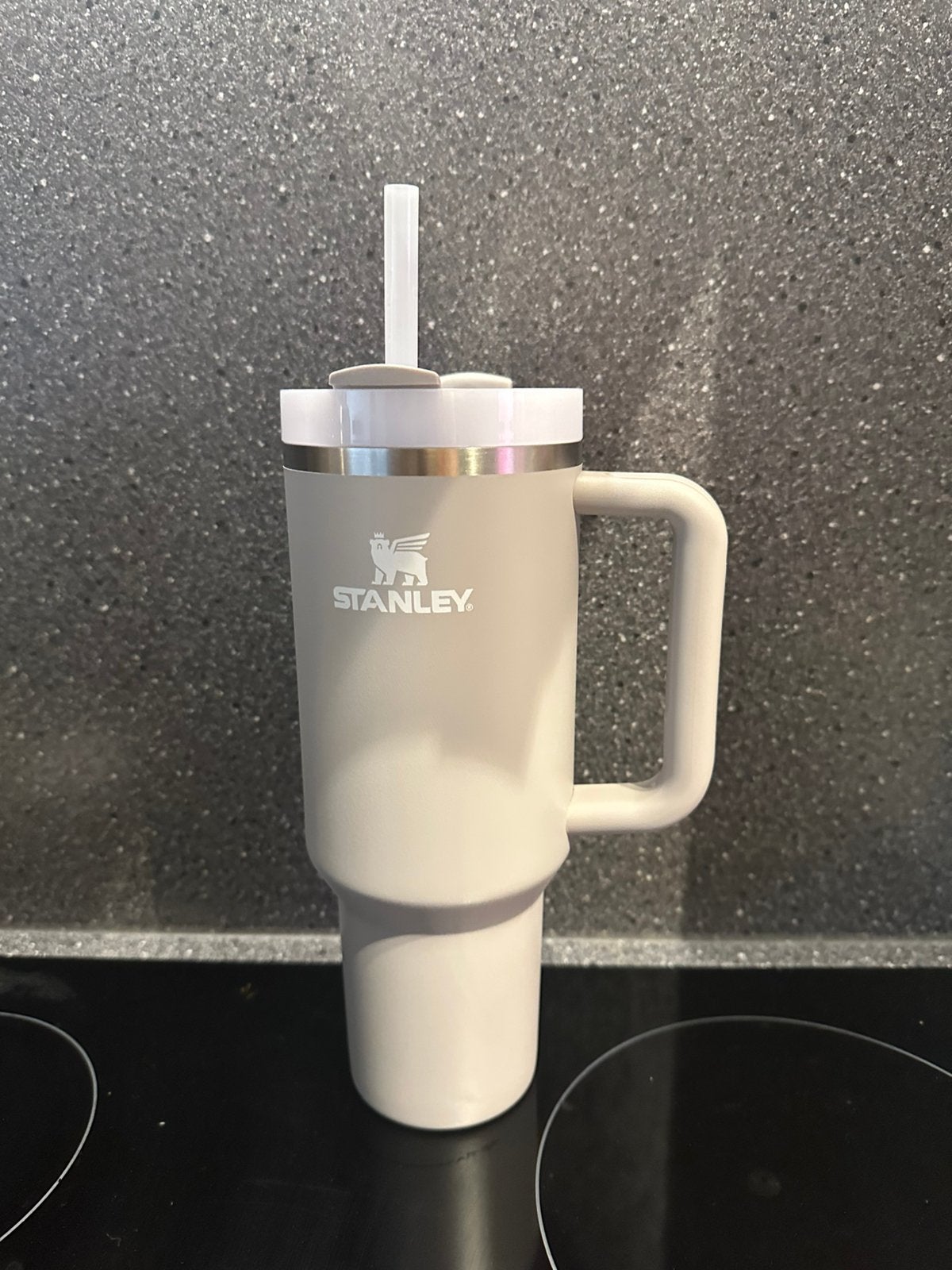 Stanley beker 1.2l flowstate grijs goede staat, Sport en Fitness, Bidons, Ophalen of Verzenden, Zo goed als nieuw