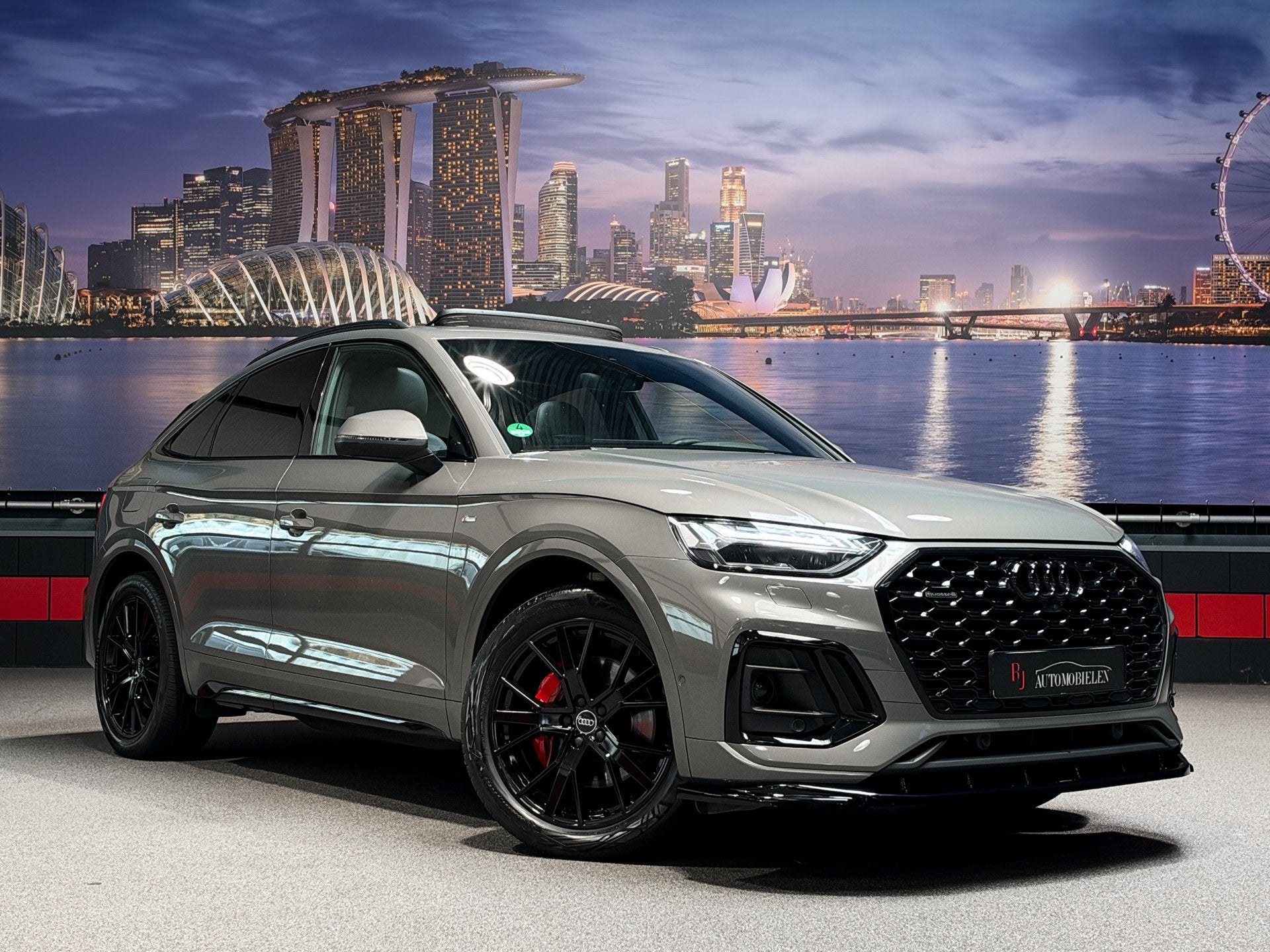 Audi Q5 Sportback 50 TFSI e 3x S-Line Chronosgrey|Luchtverin, Auto's, Automaat, Dealer onderhouden, Gebruikt, 4 cilinders