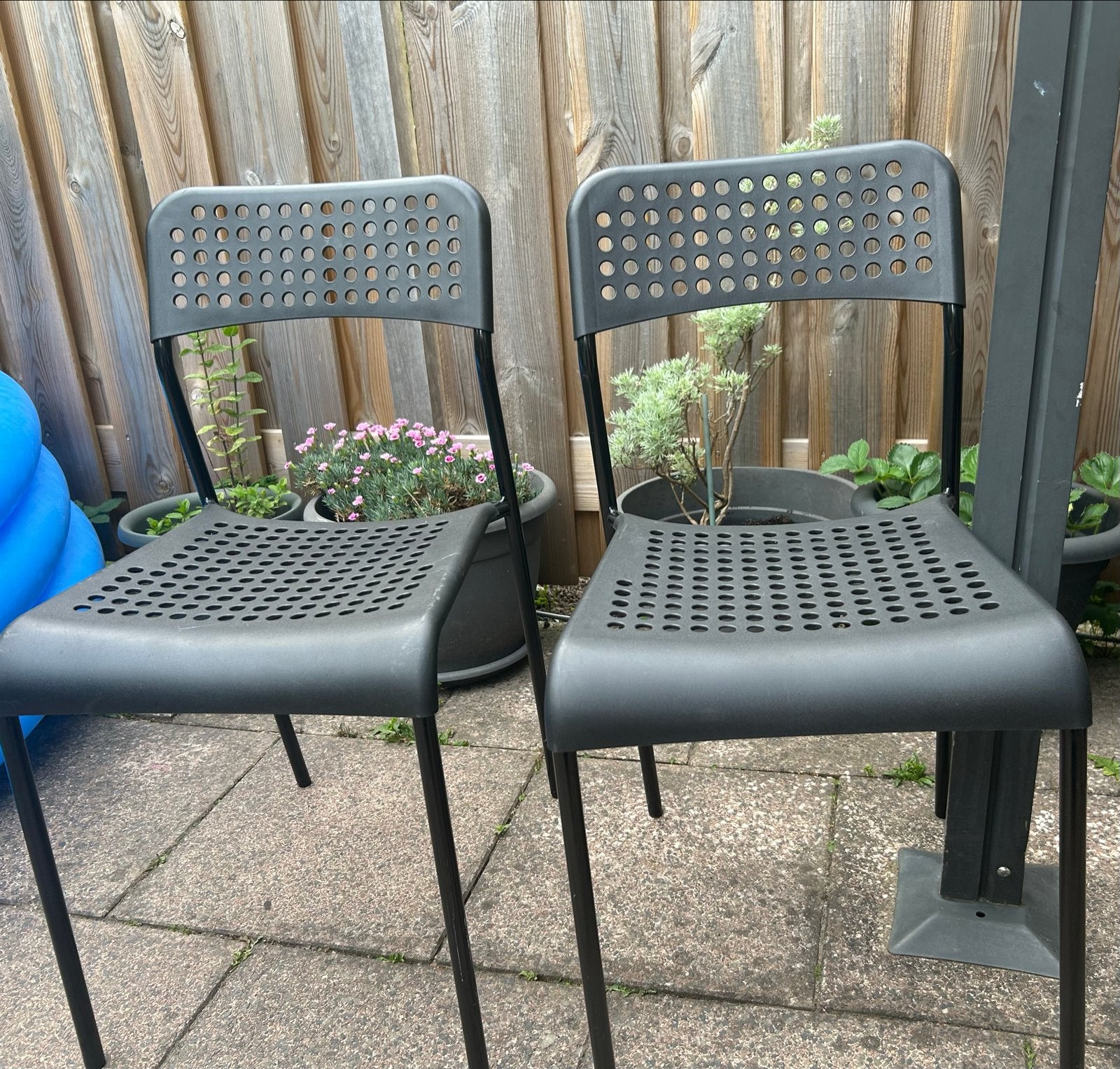 2x zwarte IKEA stoelen, gebruikt, Ophalen, Gebruikt, Twee, Zwart