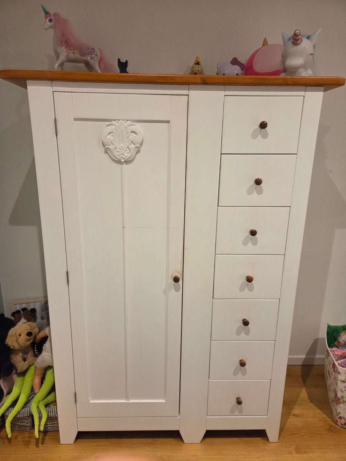 Complete babykamer set: kledingkast, commode en plank, Ophalen, Gebruikt, 50 tot 70 cm, 105 cm of meer