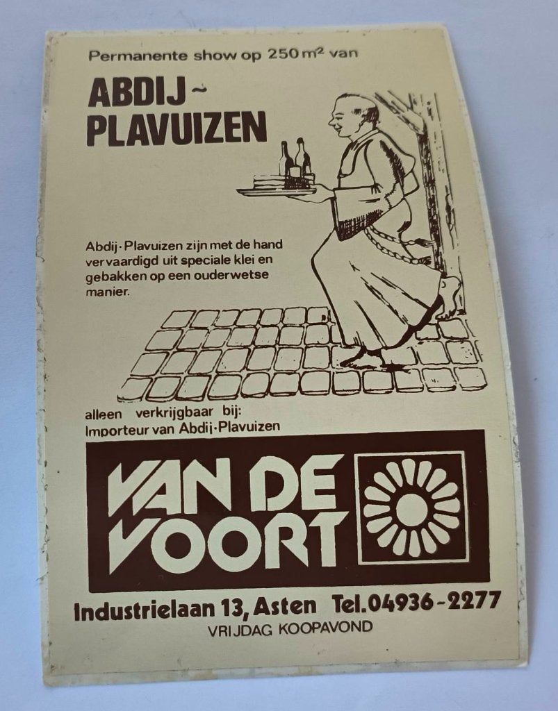Sticker Abdij-plavuizen. Van de Voort. Asten, Verzamelen, Ophalen of Verzenden, Zo goed als nieuw, Bedrijf of Vereniging