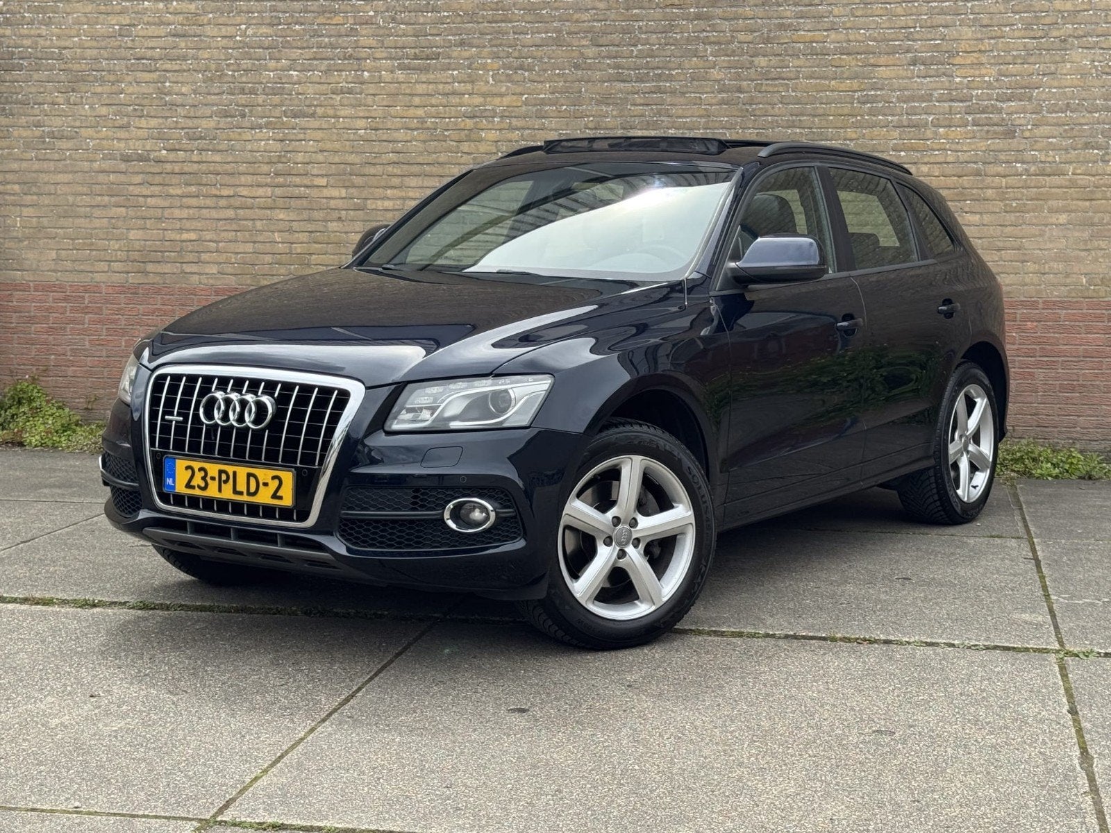 Audi Q5 3.2 FSI Quattro S-line/Pano/Leder/B&O/NAP/E-stoelen, 1780 kg, Zwart, Blauw, Bedrijf