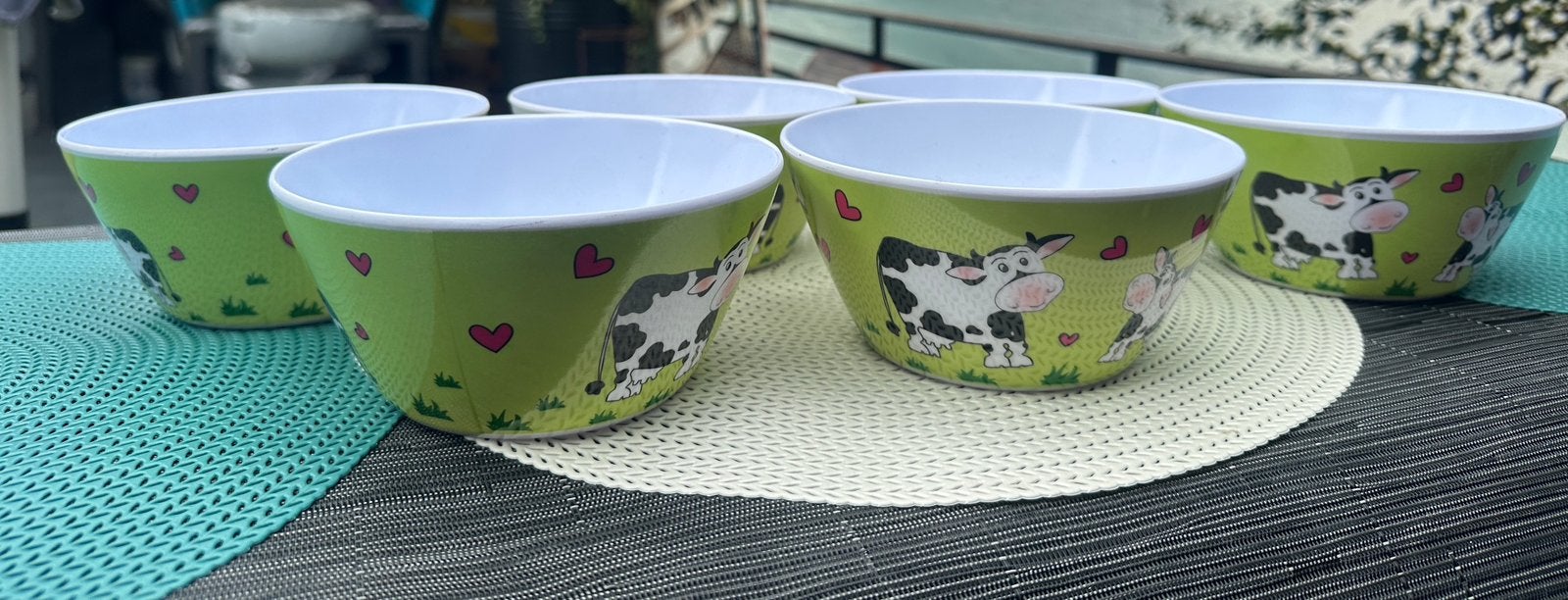 6 schaaltjes met koe erop, Ophalen, Nieuw
