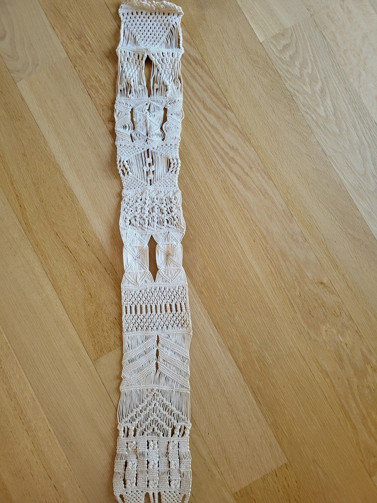 Macrame loper. Hobbymatig., Ophalen of Verzenden, Zo goed als nieuw, Overige kleuren, 100 cm of meer