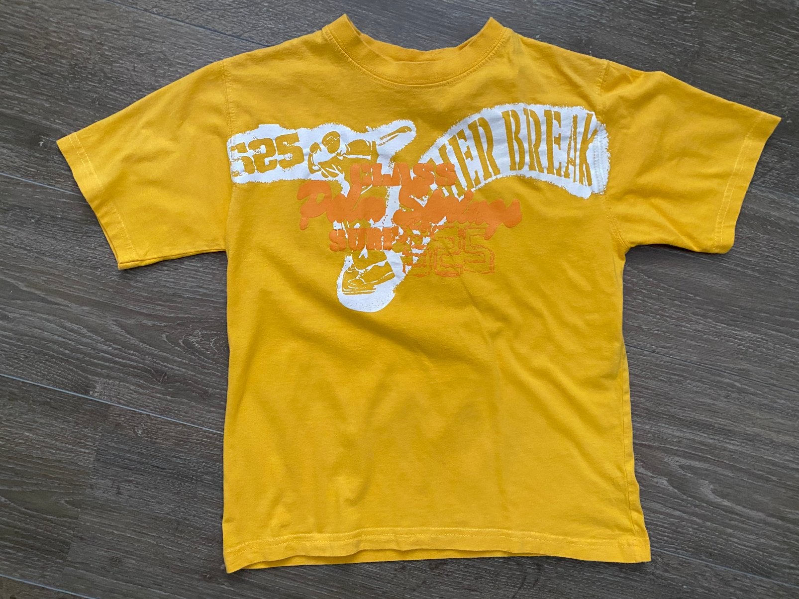 Z.G.A.N. Jongens t-shirt geel maat 128, Ophalen of Verzenden, Zo goed als nieuw, Jongen, Shirt of Longsleeve