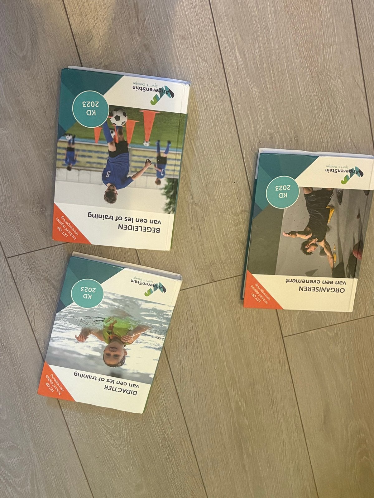 Boeken Sport & Bewegen KD 2023 - Angerenstein, Ophalen of Verzenden, Gelezen, MBO