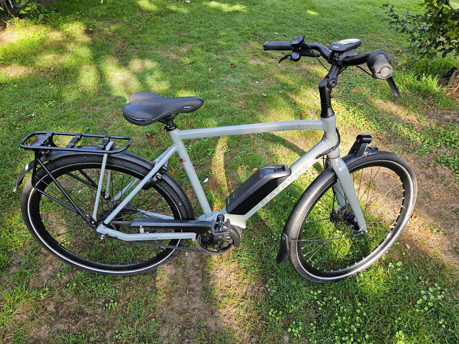 Elektrische fiets met Bosch motor en 64 km bereik, Ophalen of Verzenden