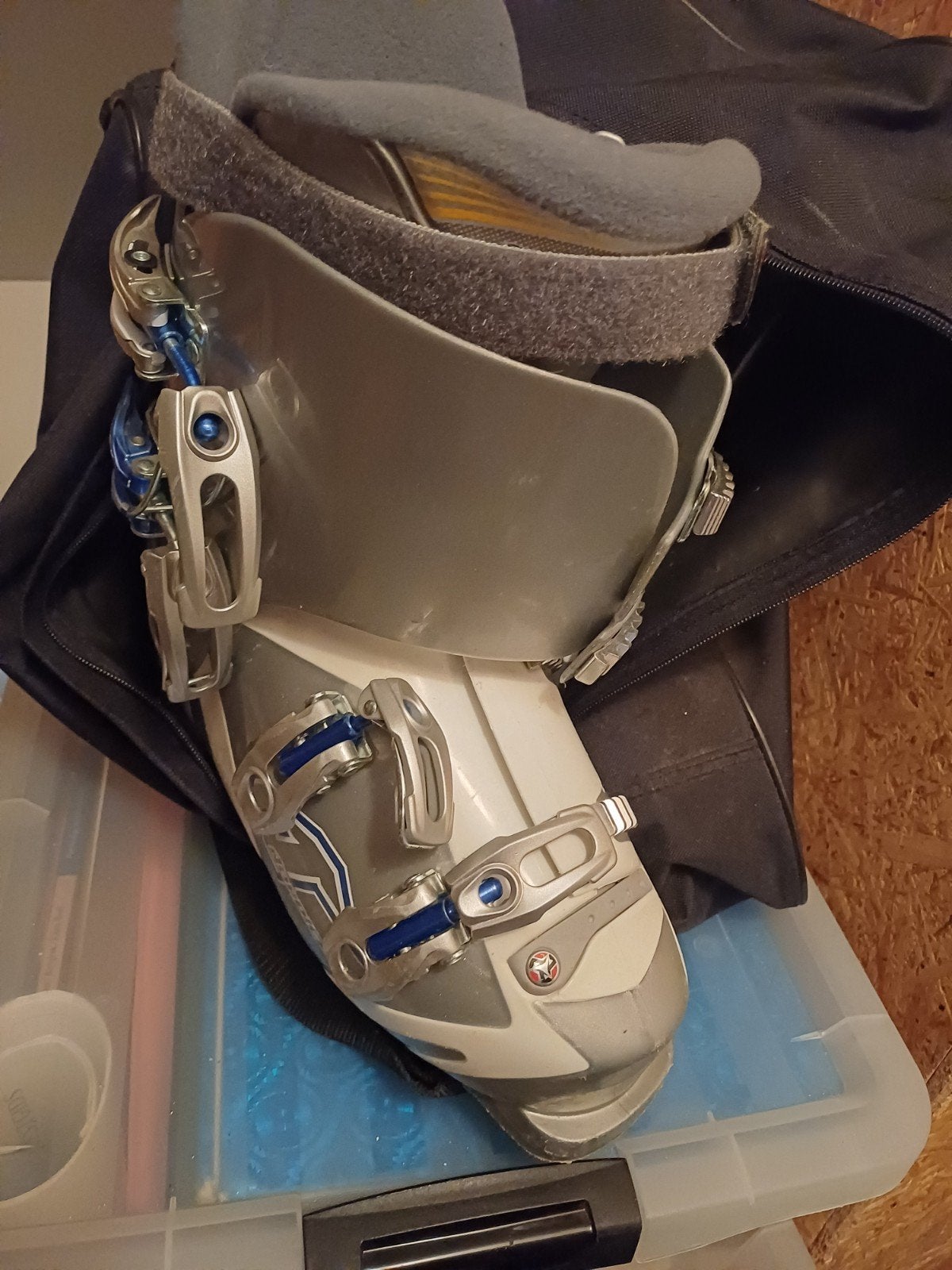 Nordica skischoenen - Gebruikt maar in goede staat, Ophalen, 160 tot 180 cm, Gebruikt, Schoenen