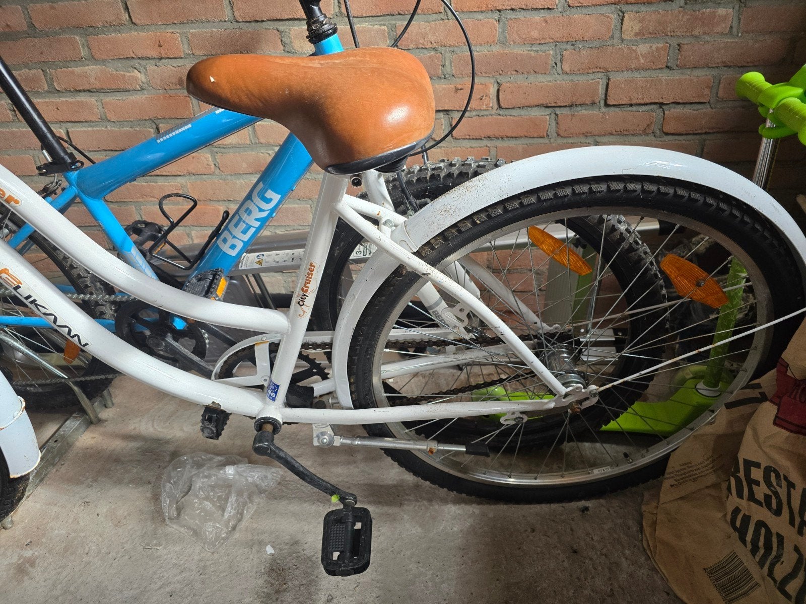 Dames fiets wit, Ophalen, Gebruikt, 80 kg of meer