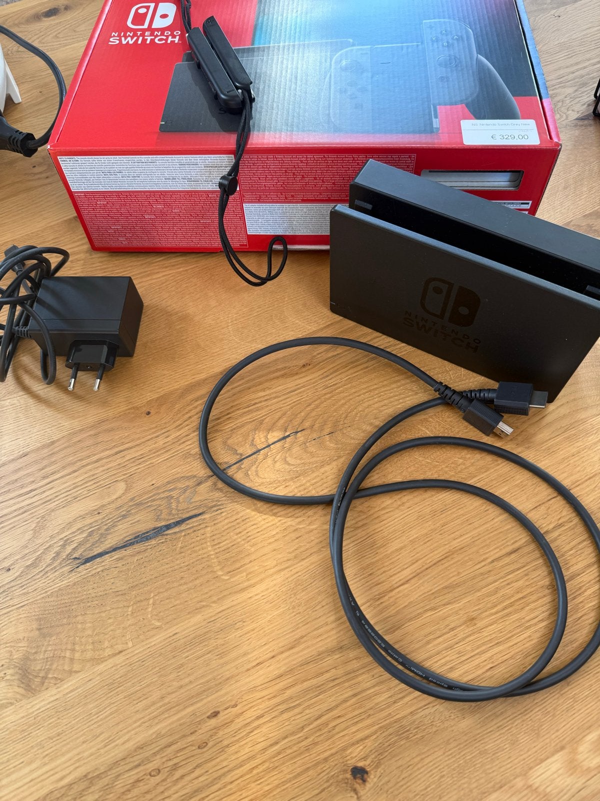 Nintendo Switch met 2 controllers en 5 games, Ophalen, Met games, Met 2 controllers, Zo goed als nieuw