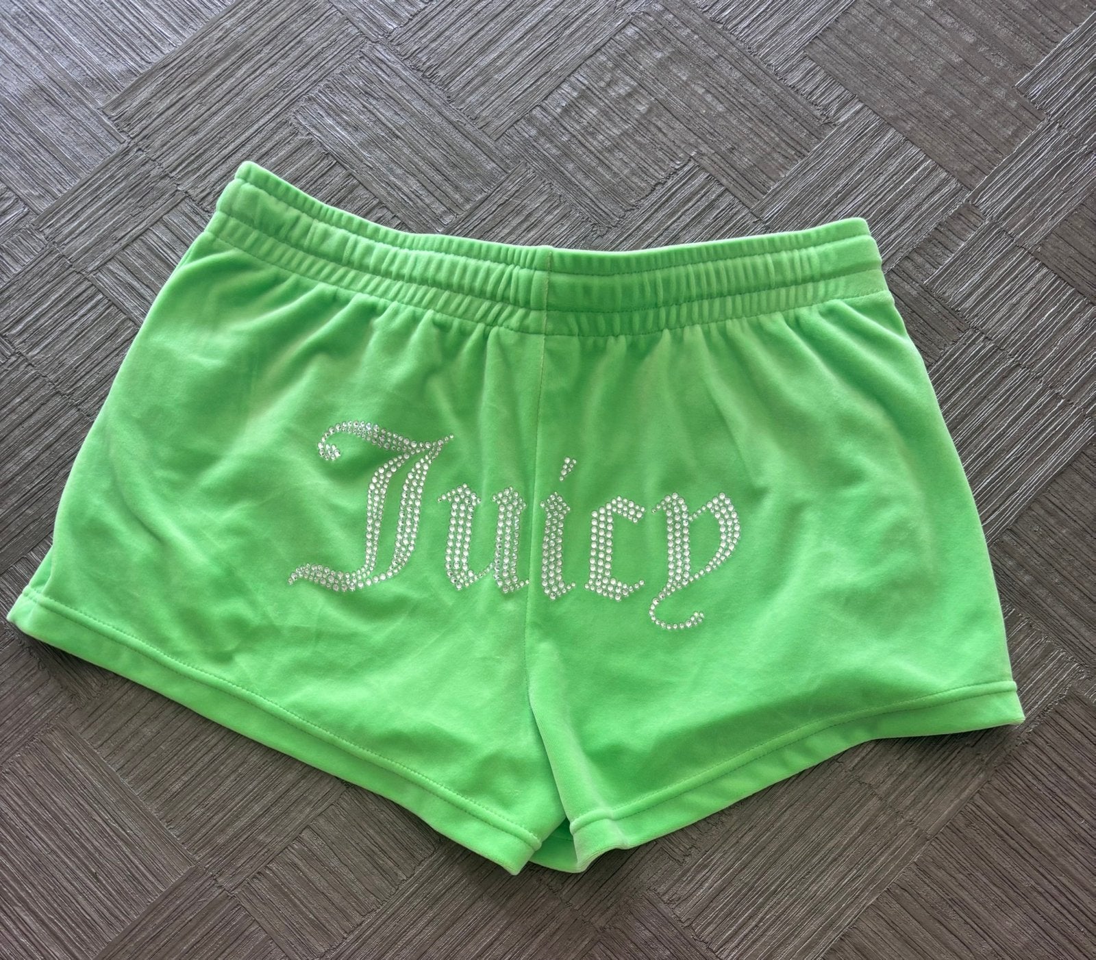 Juicy couture korte broek maat m orgineel, Maat 38/40 (M), Bp, Ophalen of Verzenden, Zo goed als nieuw