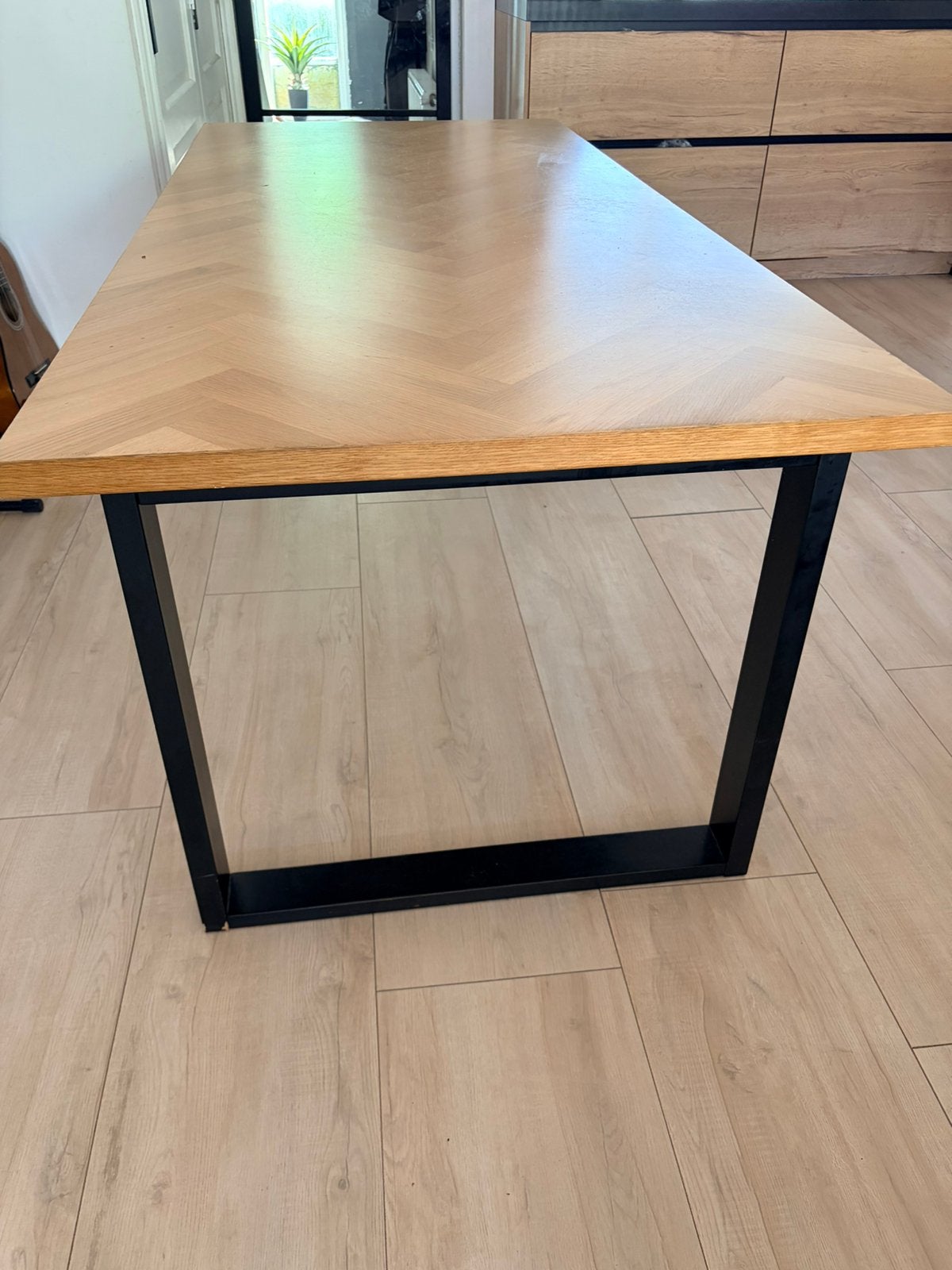 Tafel met gebruikerssporen., Huis en Inrichting, Tafels | Salontafels, Ophalen, Gebruikt, 50 tot 100 cm, Rechthoekig