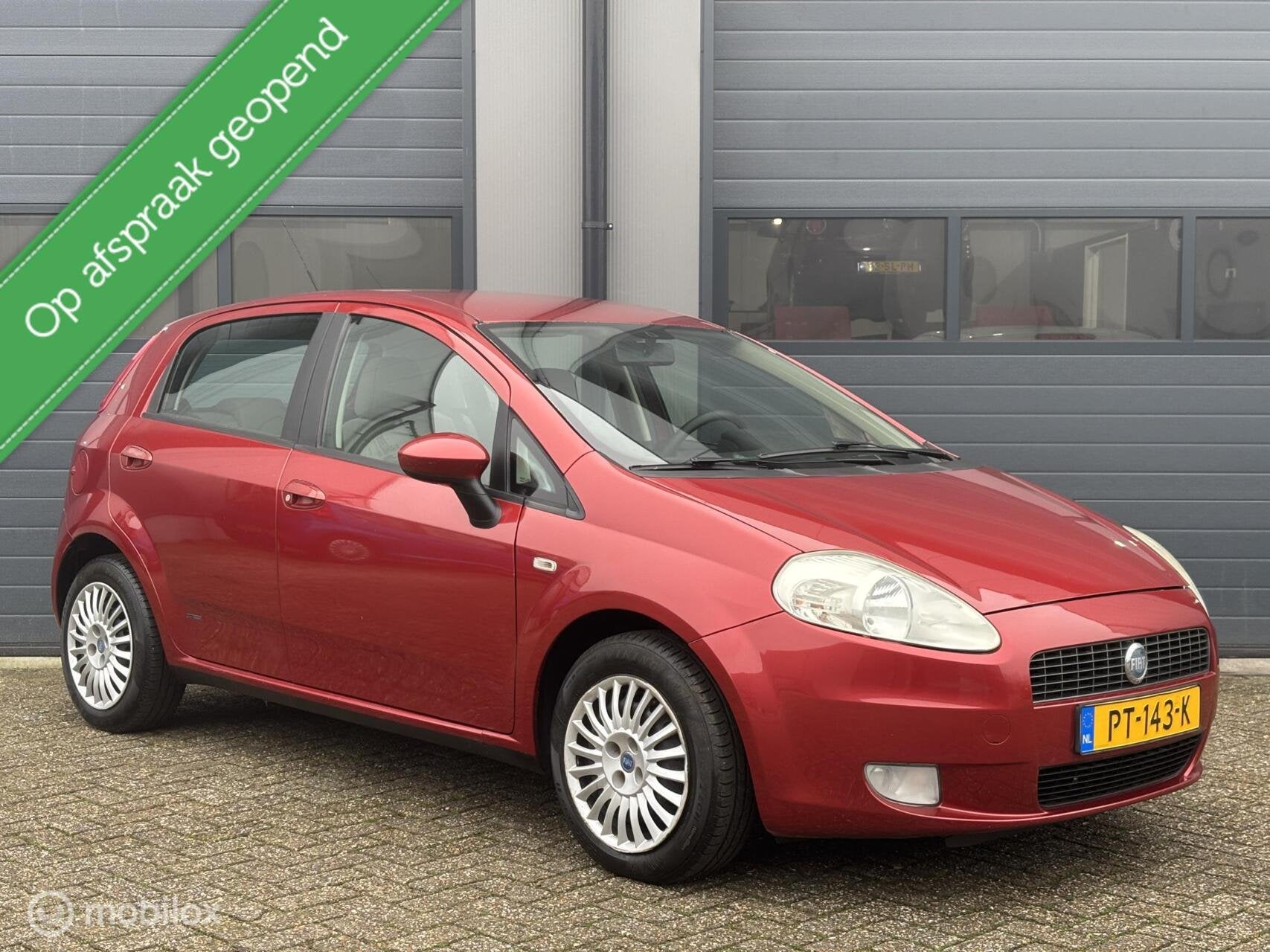 Fiat Grande Punto 1.4 Active Uitvoering _ NL Auto 141.Dkm, Voorwielaandrijving, 40 €/maand, 4 cilinders, 400 kg