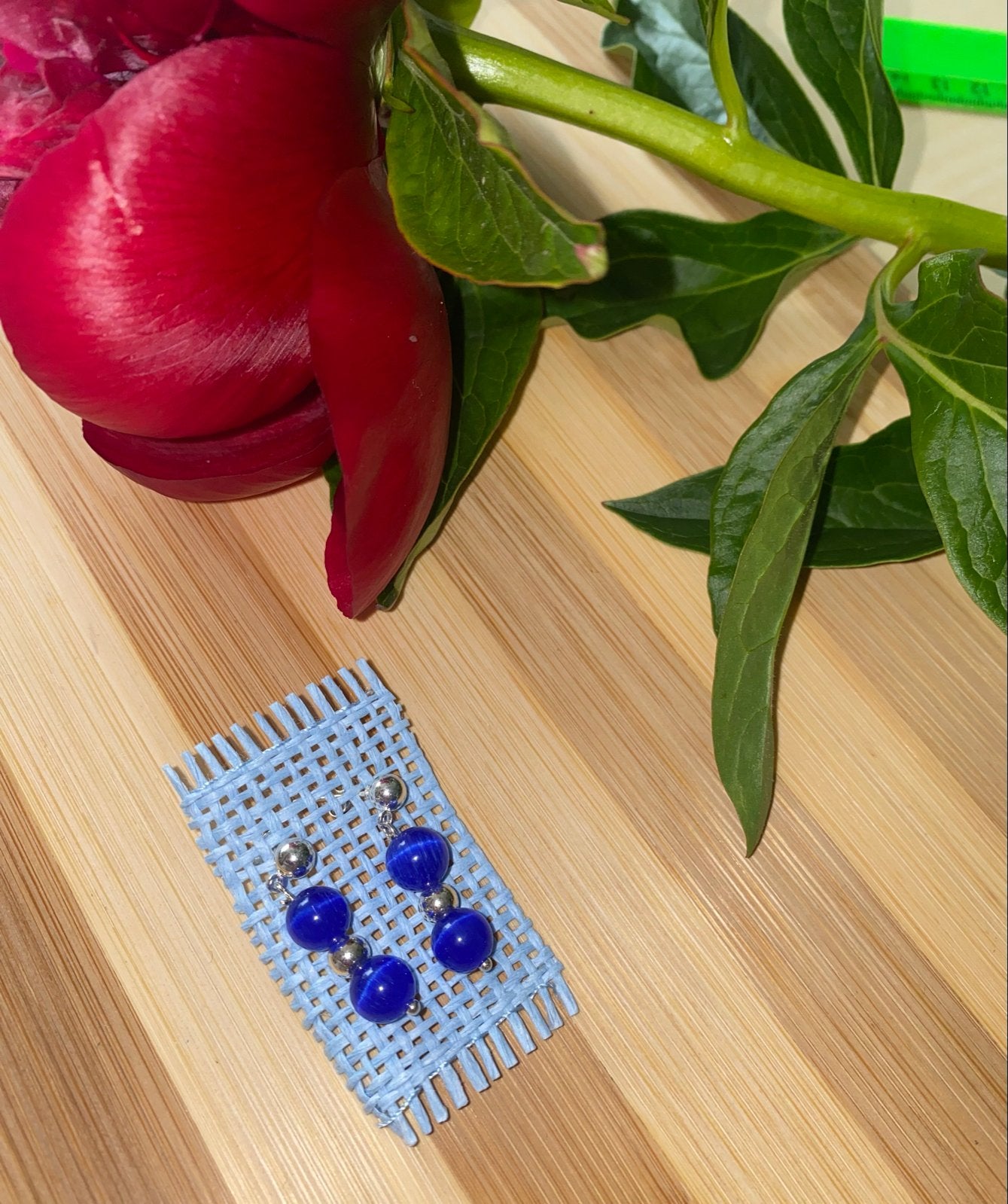 Mooie blauwe oorbellen met Kattenoogsteentjes en zilveren, Overige materialen, Hangers, Blauw, Nieuw