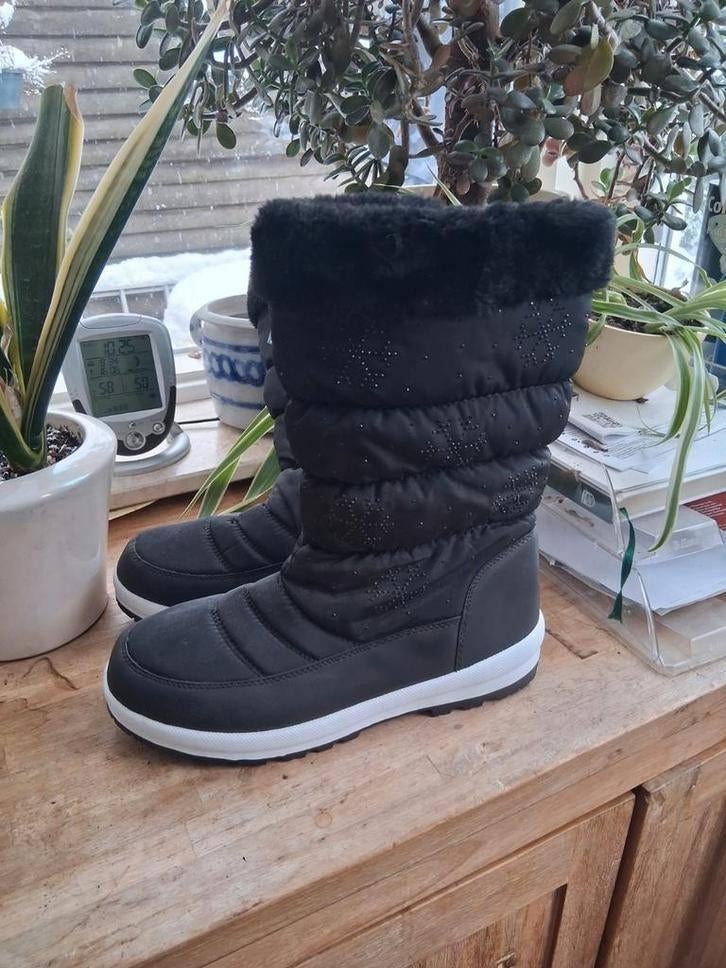 Snowfun snowboots dames maat 42, Kleding | Dames, Schoenen, Nieuw, Snowboots, Zwart, Ophalen of Verzenden