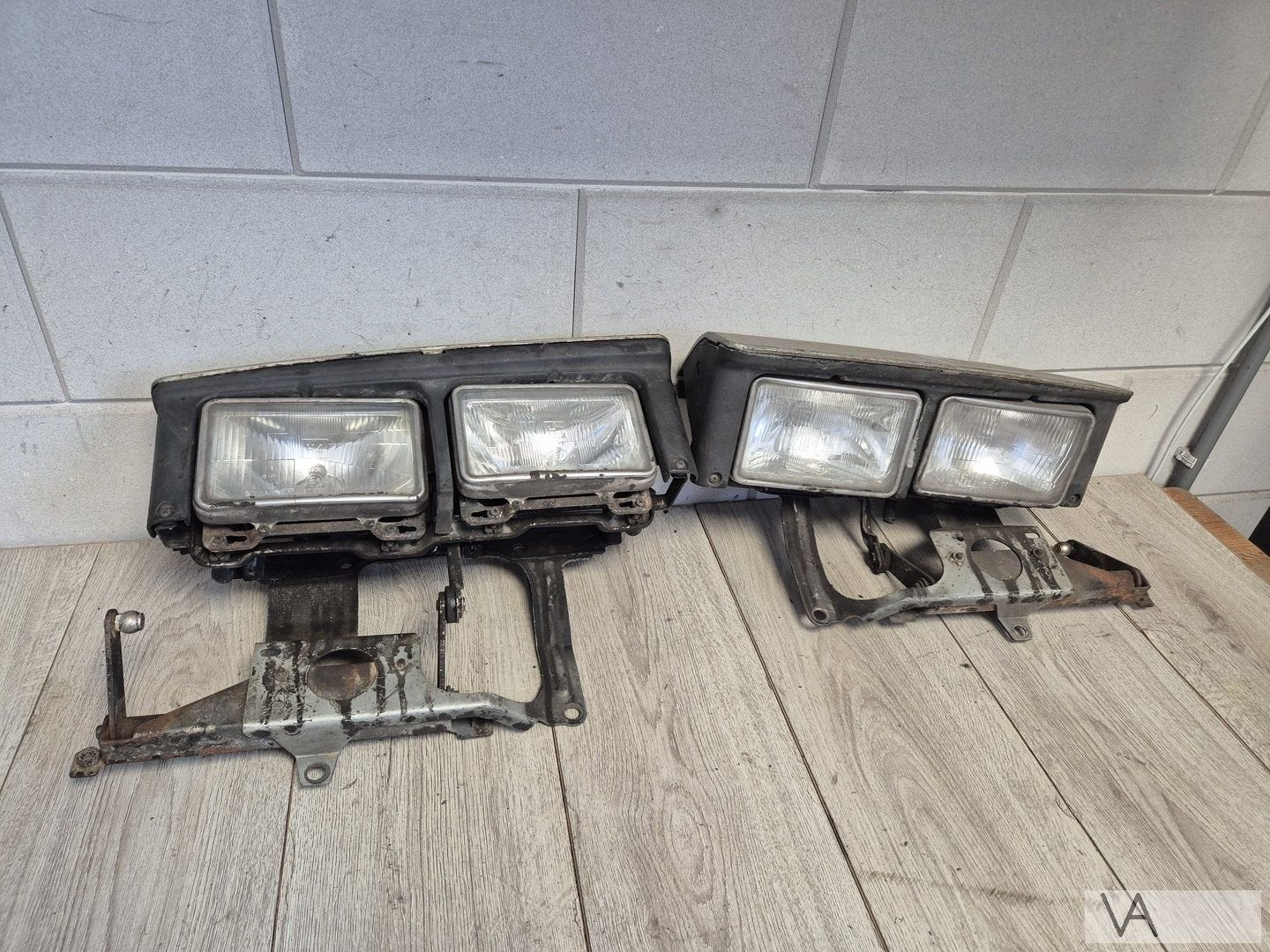 Mazda 929 coupe koplamp links rechts €200 /st 1982 - 1987, Gebruikt, -, -, Ophalen of Verzenden